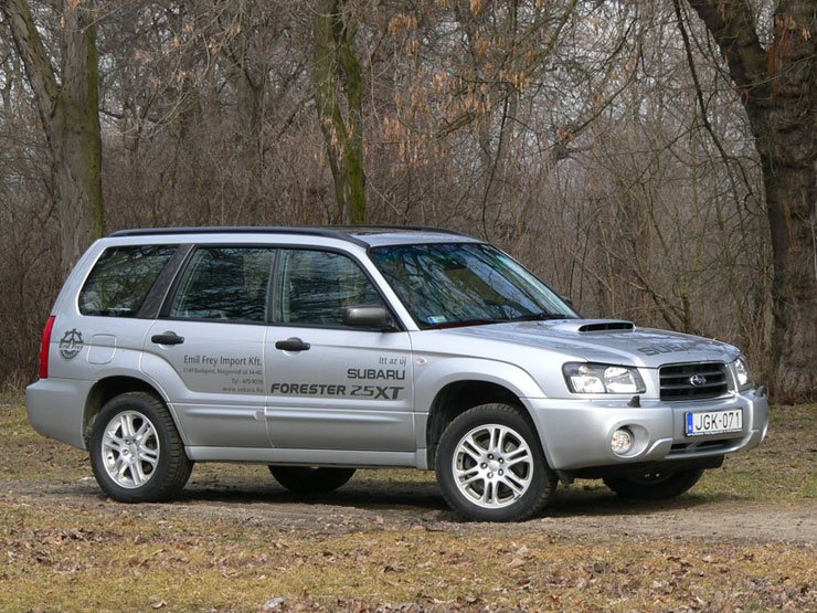 Teszt: Subaru Forester 2.5 XT: Családi rali 34