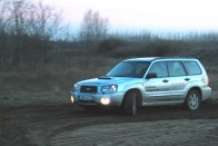 Teszt: Subaru Forester 2.5 XT: Családi rali 75