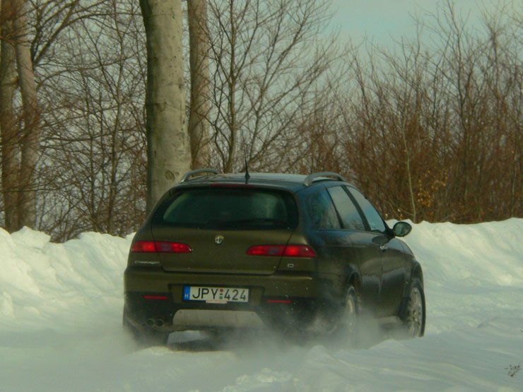 Vezettük: Alfa Crosswagon Q4 és új 147 7