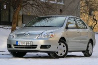 Teszt: Toyota Corolla Sedan 1.6 - Belső értékek