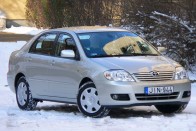 Teszt: Toyota Corolla Sedan 1.6 – Belső értékek 21