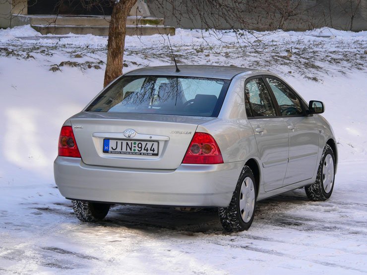 Teszt: Toyota Corolla Sedan 1.6 – Belső értékek 16