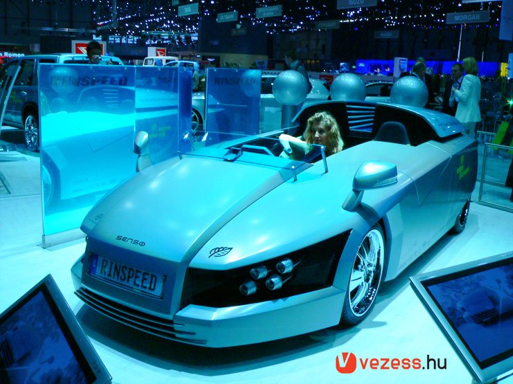 A Senso a vezető lelkiállapotát befolyásolja színek, hanghatások és illatminták segítségével