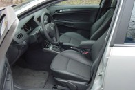 Teszt: Opel Astra 1.9 CDTI – Utazásra termett 31
