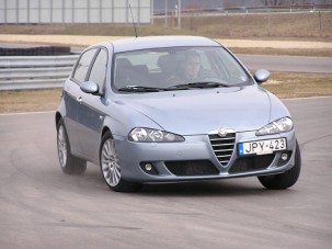Teszt: Alfa Romeo 147 1,6 Twin Spark - Adok-kapok