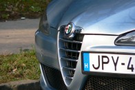 Teszt: Alfa Romeo 147 1,6 Twin Spark – Adok-kapok 57