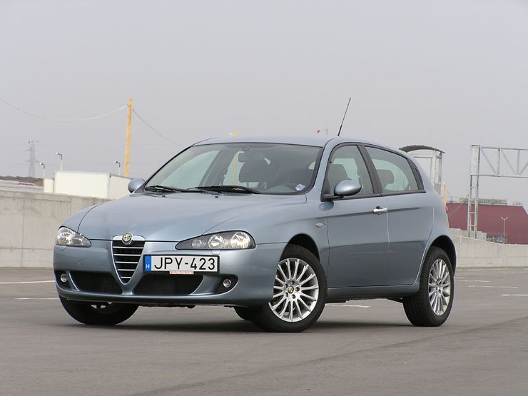 Teszt: Alfa Romeo 147 1,6 Twin Spark – Adok-kapok 31