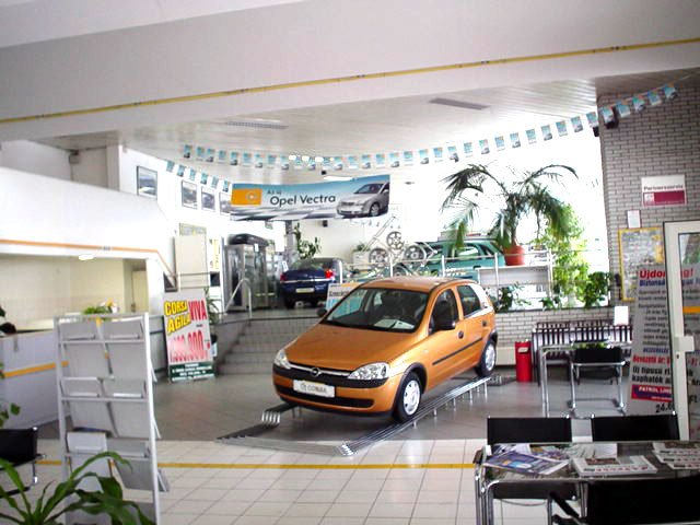 A szűkülő piacon is képes volt 1,1 százalékkal növelni piaci részesedését az Erste Leasing 2004-ben