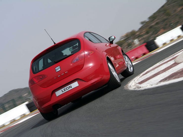 Négy motorral készül kezdetben az új Leon, közülük kettő dízel, kettő benzines