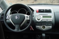 Teszt: Honda Jazz 1.4 ES CVT – Nagypályásan 26