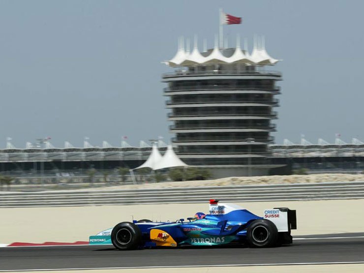 Nem megy a Ferrarinak! – Bahreini Nagydíj 16