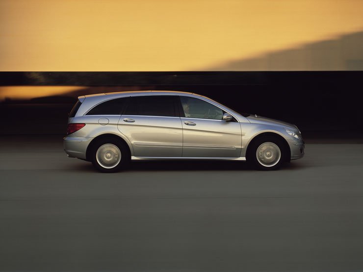 5157 milliméteres hossza egy felsőkategóriás limuziné, helykínálata nagyobb annál