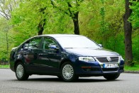 Teszt: VW Passat 1.9 TDI Trendline – Puritán parádé 57