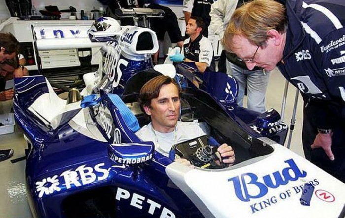 Zanardi újra F1-es autóban