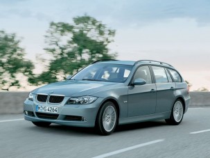 Bővül a BMW-család - Új hármas kombi