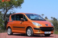 Vezettük: Peugeot 1007 – Szezám tárulj! 102