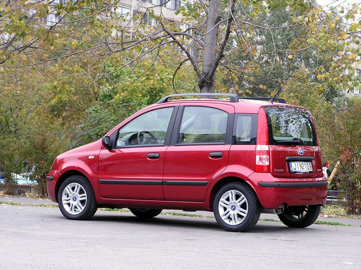 Dinamikusan mozog a 70 lóerős Multijet dízelmotorral szerelt Panda