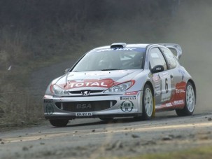 Bahor Bea továbbra sem vesztett még futamot