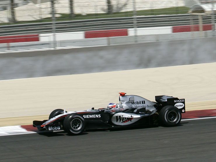 Schumacher gyors, de Alonso gyorsabb! – Bahrein 2. időmérő 11