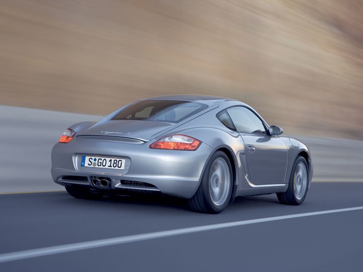 Megrendelhető az elektronikusan vezérelt lengéscsillapítás, ami helyből 10 mm-es ültetést jelent