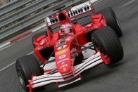 Räikkönené a pole Monacóban 28