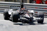 Räikkönené a pole Monacóban 37
