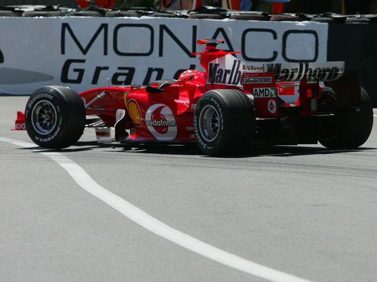 5087_49207_1000x700.jpg | Vezess | Vezess Hiába fogadkozott a Bridgestone és Schumacher is, a feltámadás még várat magára