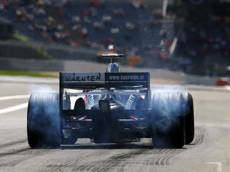 Heidfeld-é a pole a Nürburgringen 16