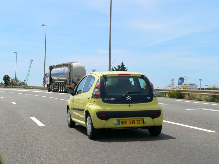 Vezettük: Citroën C1 – Árban C3 10