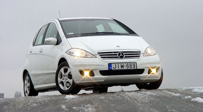 Teszt: Mercedes A 170 – Középosztálybeli 8