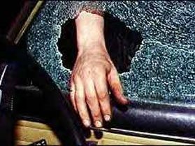 Lopott autók nyomában