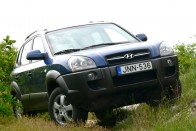 Nem kínai, koreai dömpingár: a Tucson a Kia Sportage-nél százezrekkel olcsóbb. Ára jó felszereltséggel és 4x4-es hajtással 6 262 000 forint