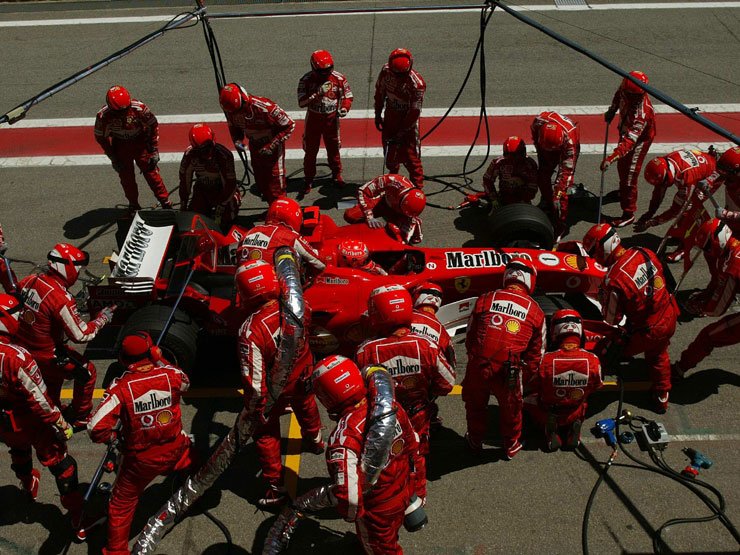 Räikkönen nyerte, a Ferrari elbukta a Spanyol GP-t 25