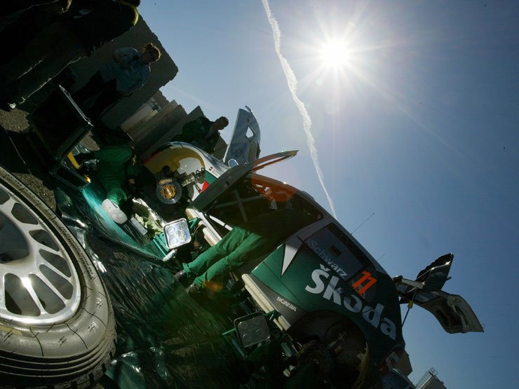 Hiába készítették el a Fabia WRC módosított változatát 2005-re, a Skoda eredménytelen