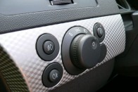 Teszt: Opel Astra GTC 2.0 Turbo – Biztató kezdet 45