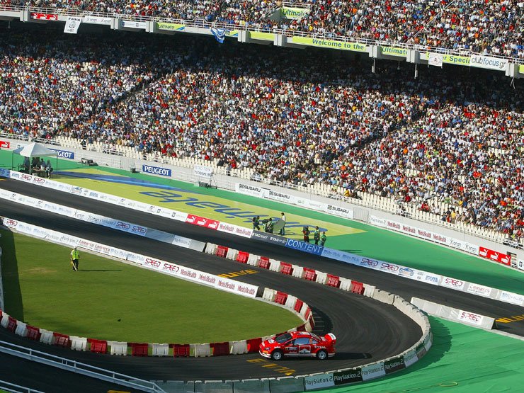 A prológot Athénban egy stadionban tartották, a látvány önmagért beszél