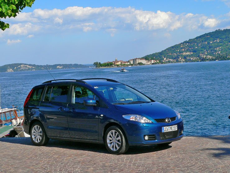 Vezettük: Mazda5 – Az újító 11