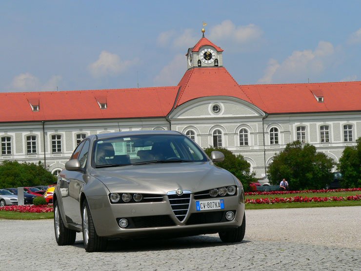 Vezettük: Alfa Romeo 159 – Borotvált macsó 9