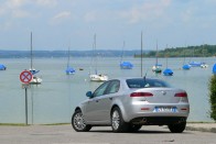 Vezettük: Alfa Romeo 159 – Borotvált macsó 56