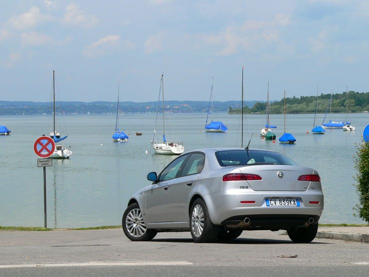 Vezettük: Alfa Romeo 159 – Borotvált macsó 27