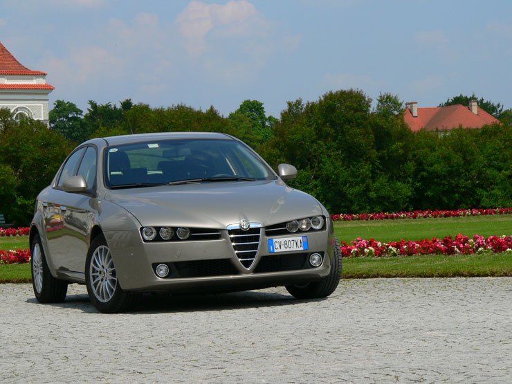 Vezettük: Alfa Romeo 159 – Borotvált macsó 31