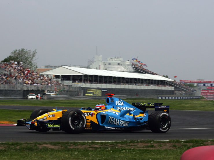 Fernando Alonso elégedett lehet, hiszen  Trulli és Räikkönen mögötte vannak, a pontverseny szempontjából ez a fontos
