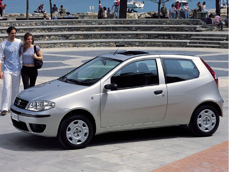 A Punto adja az 1.3 Multijet eladások dandárját, a kampány kezdete óta 205-öt értékesített a Fiat hálózat a 4,5 literes átlagfogyasztású autóból