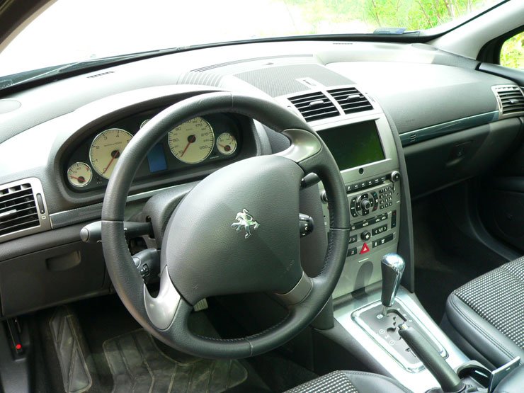 Teszt: Peugeot 407 SW 3.0 – Bűvészpalánta 14