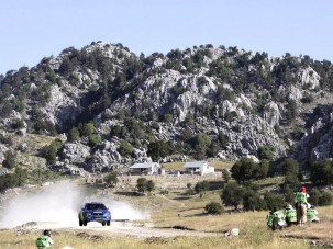 Por, meleg és sziklák