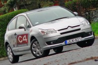 Teszt: Citroën C4 Coupé VTR 1.6i 16V - Vakító csáberő