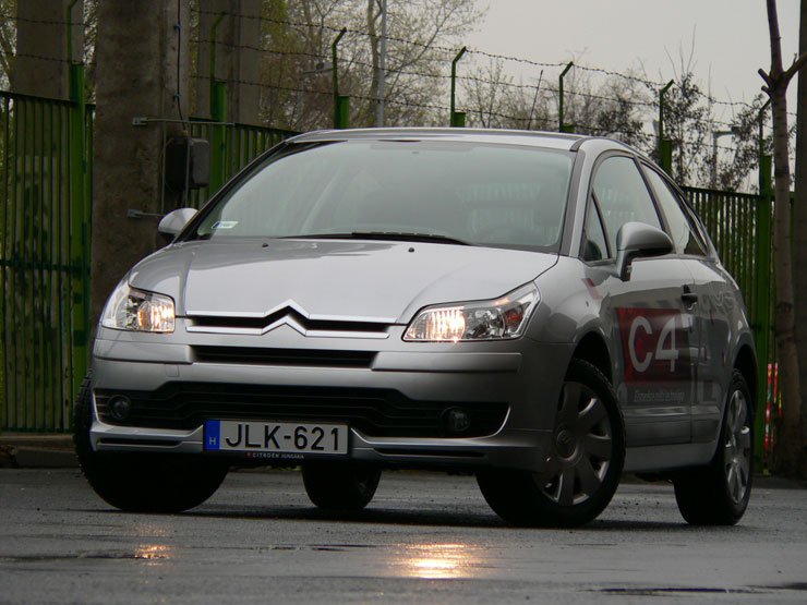 Teszt: Citroën C4 Coupé VTR 1.6i 16V – Vakító csáberő 18