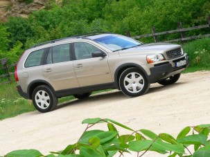 Teszt: Volvo XC 90 V8 Summum - Távol a hétköznapoktól