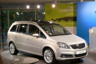 Vezettük: Új Opel Zafira – Hozza a formát 44