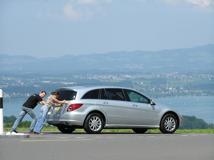 Vezettük: Mercedes R-osztály – Uram, teremtőm! 15